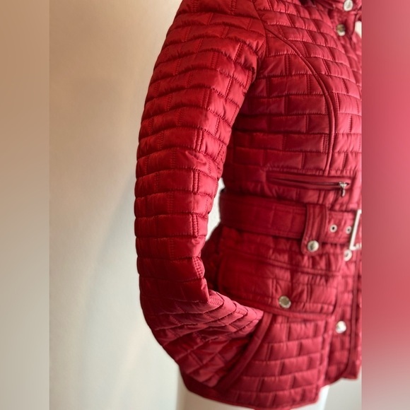 Laundry By Shelli Segal~Red Quilted Coat~Zip-Up & Snap~Pockets~Hood~Belt~Size S - Picture 5 of 16